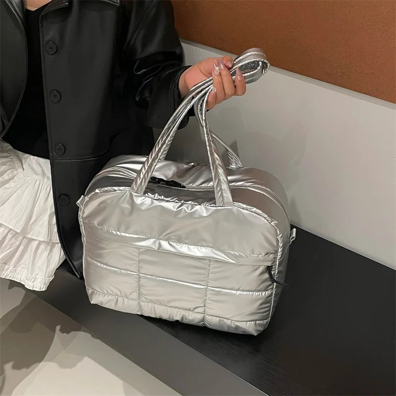 Quilted Solid Color Padded Travel Bag Portable Stylish Large Capacity Handbag for Women Sports Work &amp; Everyday Use